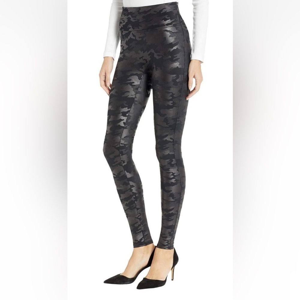 SPANX Faux Leather Camo Leggings Sz 2X High Rise Power Waistband | Style 20185R. - Picture 4 of 8
